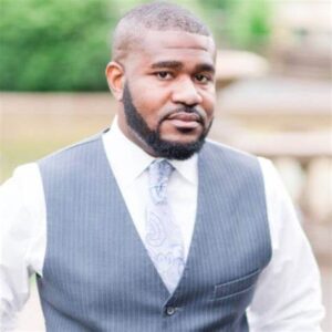 Felix Boachie Headshot 300x300